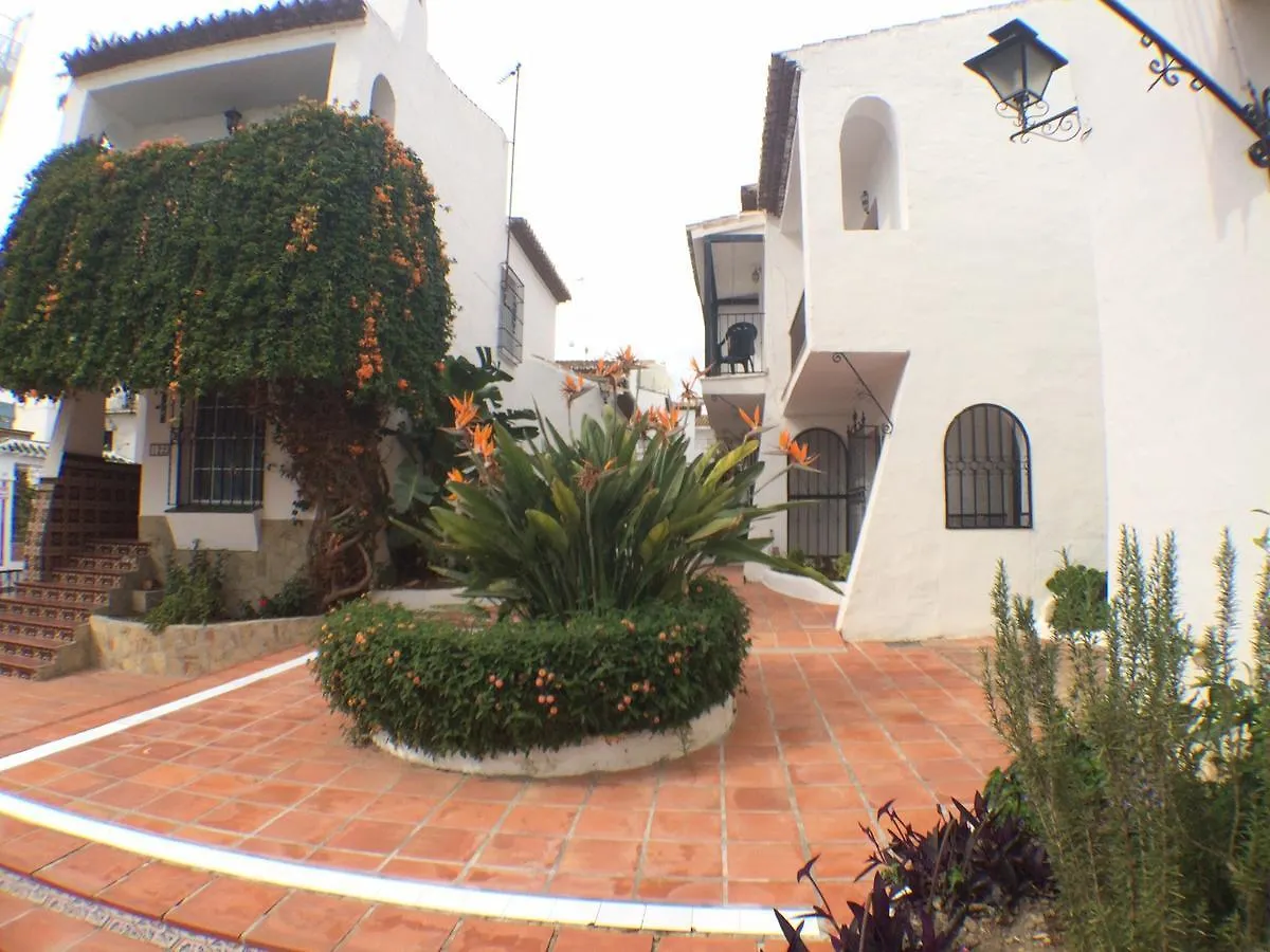 Сasa de vacaciones Nueva Nerja Townhouse Villa