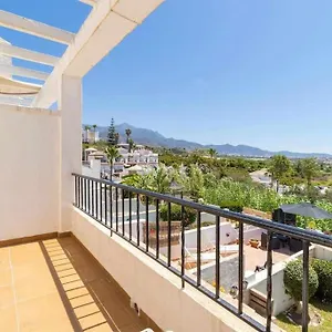 tropicana-townhouse-2-bedroom-next-to-the-pool.es-andalucia.com/